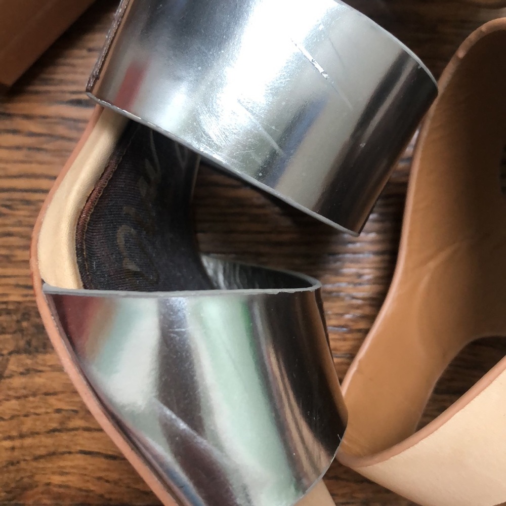 Sam Edelman 71/2 Silver and Light Tan Lthr Heels - Picture 7 of 13